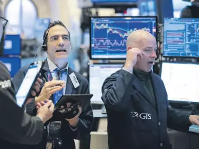 뜨거운 미증시… 더 오른다 vs 버블 재연 팽팽