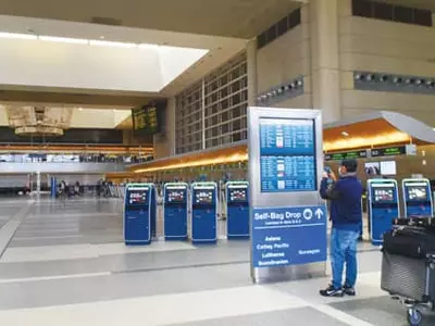 미 항공사 작년 350억달러 손실…새해는 여행회복 ‘베팅’