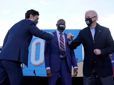 바이든, 슈머, 펠로시 조지아 결선 승리 축하