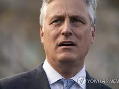 "백악관 국가안보보좌관 등 사임검토…부보좌관은 사임