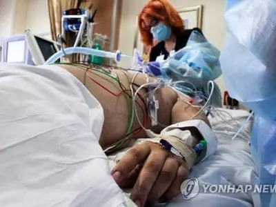 미국 코로나 사망자·입원환자 또 최고치…확진자도 두번째 최다