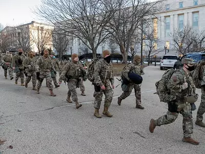 “주 의사당도 테러 표적 우려”…바이든 취임앞 전역 초비상