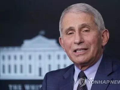 파우치 "수주내 백신 추가승인…100일내 미국 1억명 접종 가능"