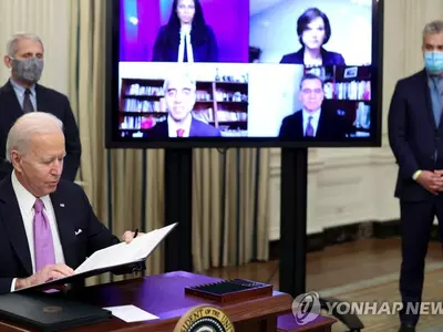 바이든 "미 입국승객 격리"…코로나대응 10개 행정명령 '총력전'