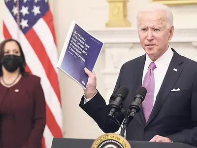 “코로나 막고 경제 살린다”… 바이든 ‘7대 국정과제’