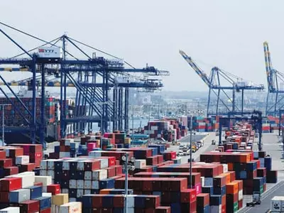 LA항 화물폭증·운임은 3배로… 한인물류업계 초비상