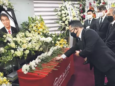 “한인사회 큰 별… 불굴의 의지·봉사정신 기립니다”