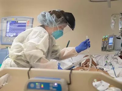 “변이의 출현, 코로나사태 연장시킬수도…집단면역 기준 높아져”