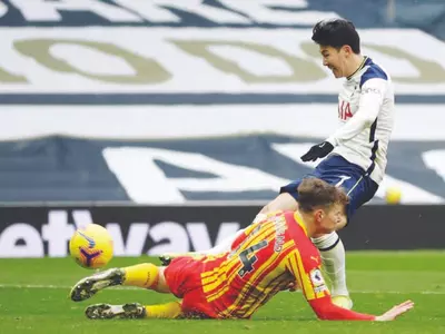 얼마만의 골맛이냐… 손흥민 13호골 폭발