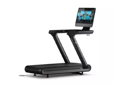 최고가 펠로톤 러닝머신 사용중단 권고…"아기 사망"