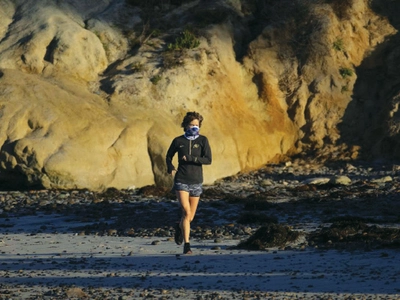 정기적 운동이 중증 코로나19 예방에 도움된다