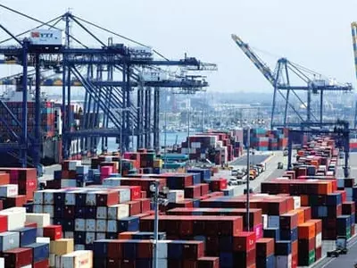 언제 하역할지 ‘발동동’… 운송비는 부르는게 값