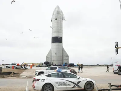 스페이스X 화성우주선 드디어 무사귀환 성공