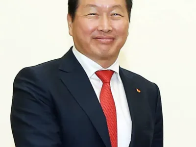 SK 최태원 회장 조지아 한국전 용사들 만난다