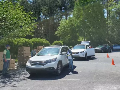 한인회 푸드박스 1,200개 주민들에게 배포