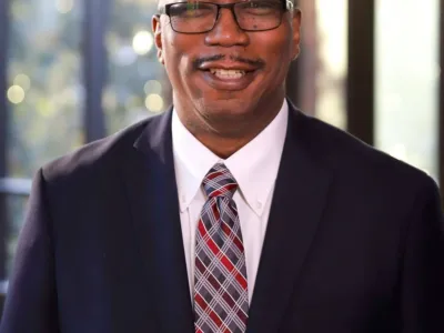 노크로스, 인종차별·증오범죄 규탄 결의안