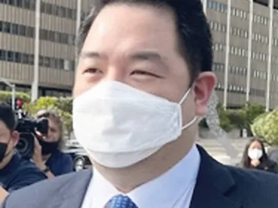스페인 북대사관 습격 가담, 크리스토퍼 안씨 강도혐의 벗어