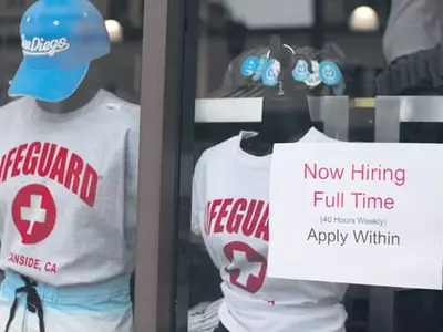 구인난, `실업수당’ VS `노동 환경’ 원인 이견