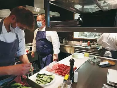 구인난 몸살 기업들 ‘채용 아이디어 만발’