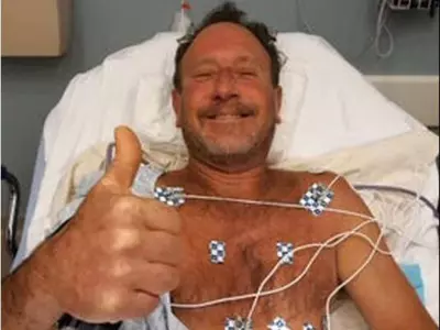 혹등고래가 삼켰다가 내뱉어 목숨 건진 미국 어부