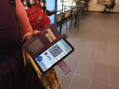 미국의 백신 여권 도입 ‘제자리 걸음’