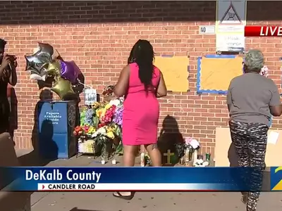 빅 베어 사망 캐셔 추모 발길 이어져