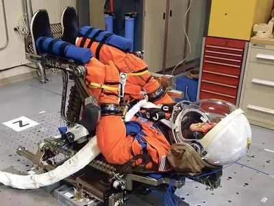 올 연말 마네킹이 달 향해 시범여행 떠난다