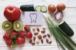 치아 건강에 좋은 채소·과일… 절이거나 말린 건 독