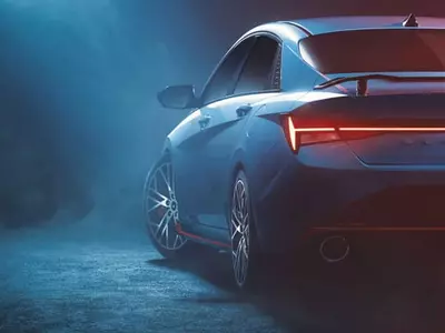 현대차 고성능 브랜드 세단으로 확장…‘아반떼 N’ 티저 공개