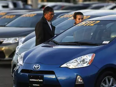 신차보다 중고차가 더 비싸 ‘귀하신 몸’