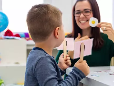 어눌하고 말이 느린 우리 아이, 언어치료 해야 하나?