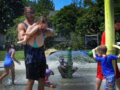 북미 서부에 100여년만의 폭염…경전철·식당 운영 중단