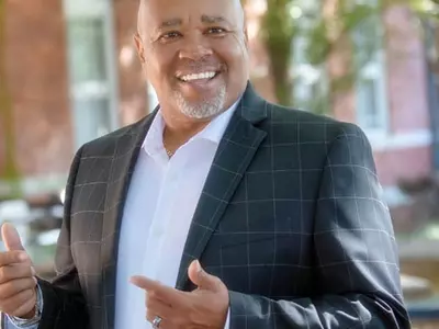 보석금 업체 이름 바꾸고 대표 물러나