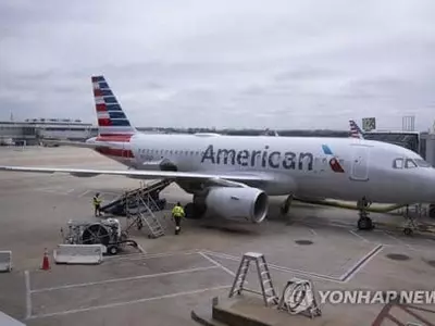 고교생들 마스크 거부 난동에 항공편 취소