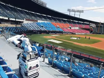 코로나19 확산에 한국프로야구 리그 중단