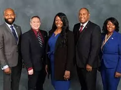 귀넷 커미셔너위 새 우선순위 설정