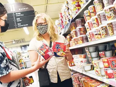 이젠 ‘K라면’… 코로나 뚫고 거침없는 성장