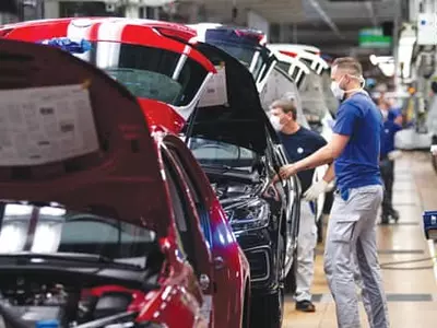 공급 태부족 ‘신차대란’ 내년까지 이어진다