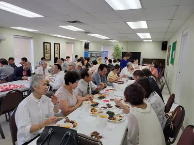 사랑의 나눔 밥퍼 행사 '푸짐'