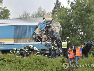 체코서 뮌헨-프라하행 고속열차 충돌사고…3명 사망 40여명 부상