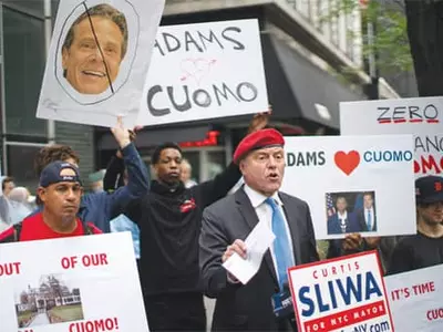 [내셔널 이슈] 성추행 스캔들 ‘사면초가’ 쿠오모, 스스로 물러날까