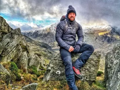 등산 취미 42세 남성 코로나로 4주만에 사망…"백신 맞을 걸"