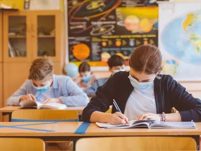 고교들 돌아오는 신입생 적응 위해 고심