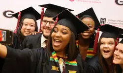 조지아 공립대학 기록적인 학위 수여  