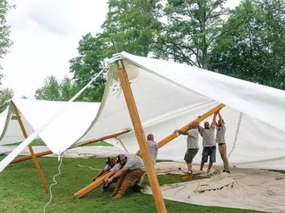 결혼식 붐에 웨딩 산업 부활 날개짓‘활짝’ 
