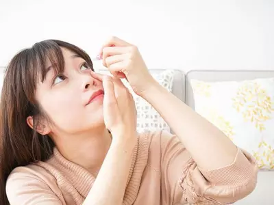 안구건조증, 따뜻한 수건으로 10분 온찜질 효과