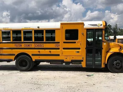 풀턴 두 학교 5 & 8학년 대면수업 중단