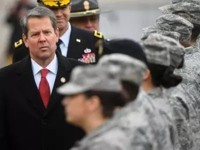 켐프, 주방위군 의료진 병원에 배치