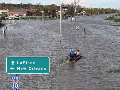 허리케인 아이다가 몰고 온‘물폭탄’… 곳곳 홍수