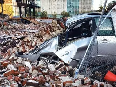 허리케인 최소 4명 사망…정전 사태에 뉴올리언스 통금